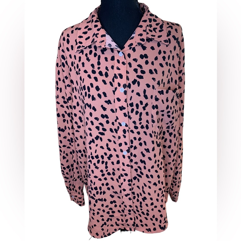 Women’s Pink Leopard Button Up Dress Shirt